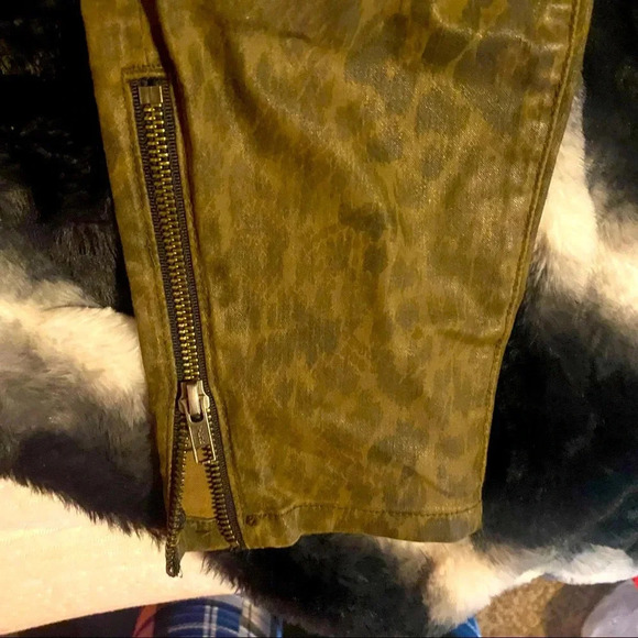 current Elliott the Soho zip coated skinny stiletto army dirty paws pants 30 - Picture 9 of 16